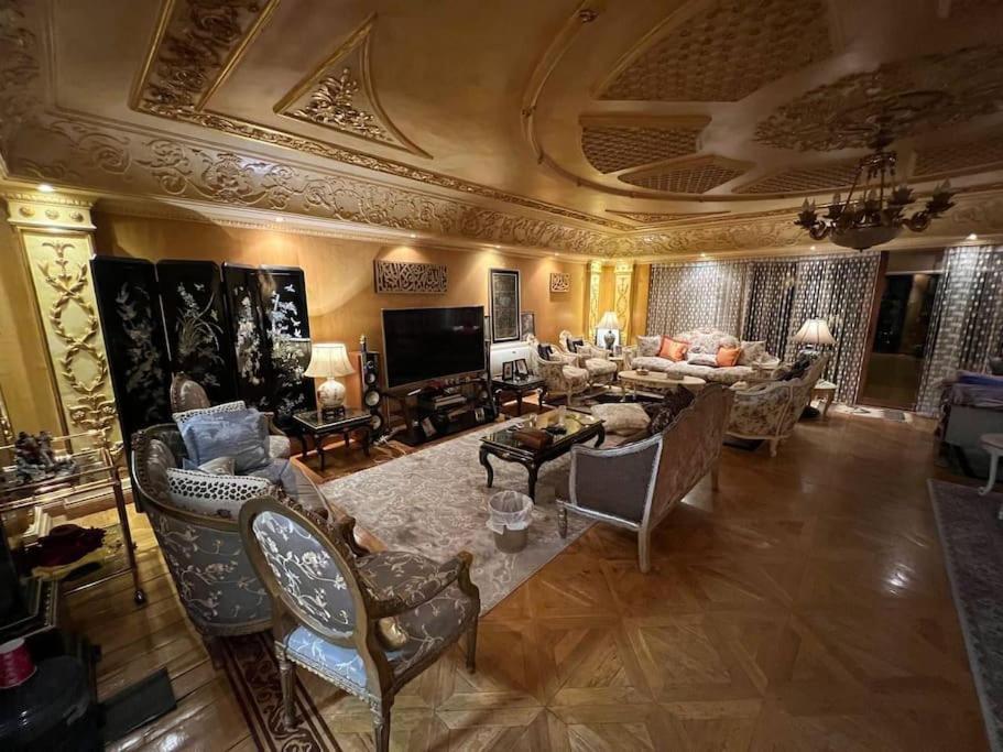 3brs Spacious Vintage Panoramic Nile View